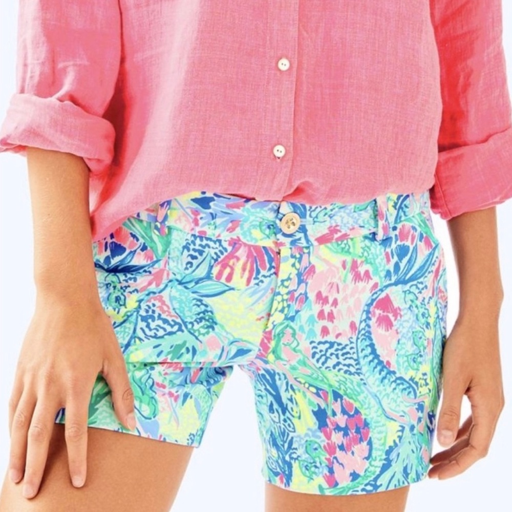 Lilly Pulitzer Knitted Callahan Shorts Mermaid Cove 
Size: 6